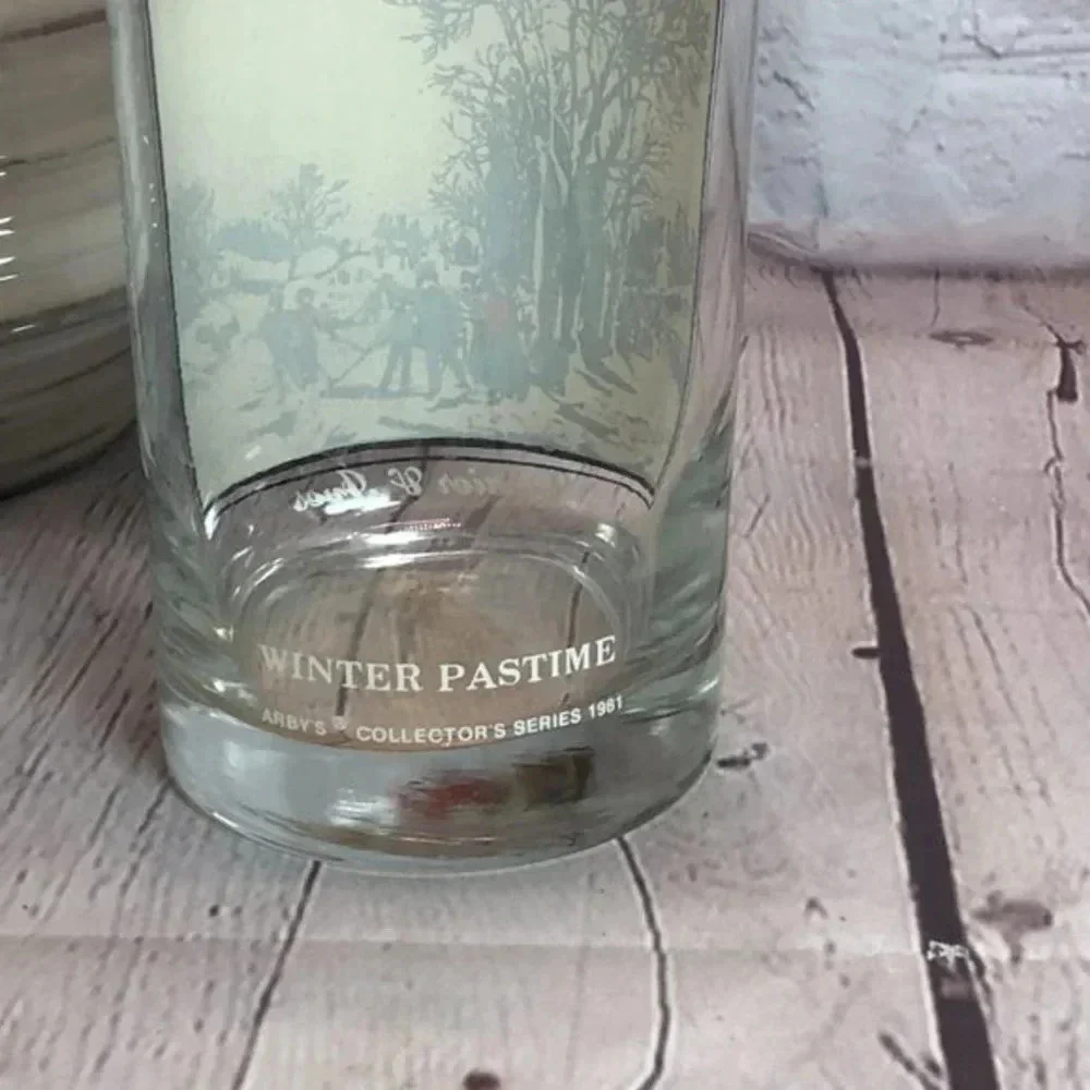 Currier & Ivy vintage Glass from 1981 arby's winter pastime